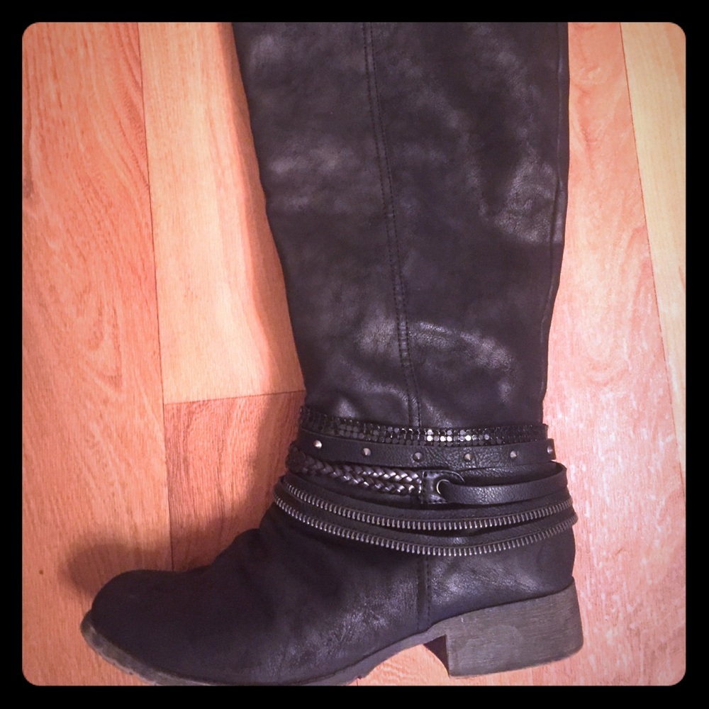 Knee High Ladies Boots